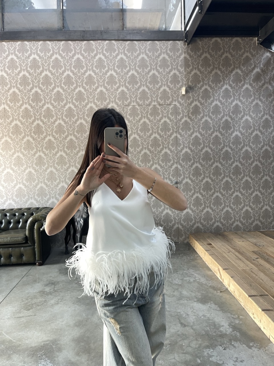 Camicetta con piume GE23169