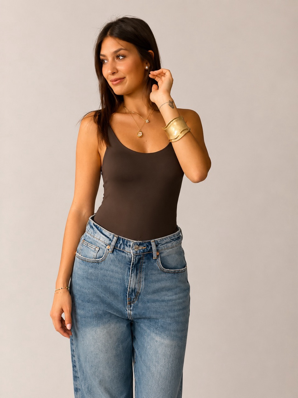 Body J6642 - immagine 2