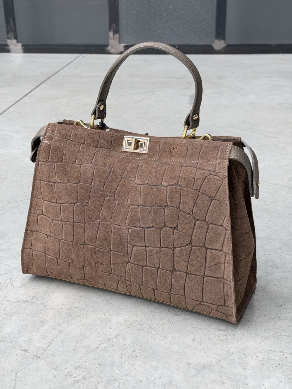 Borsa con texture coccodrillo LL233133CC - immagine 3