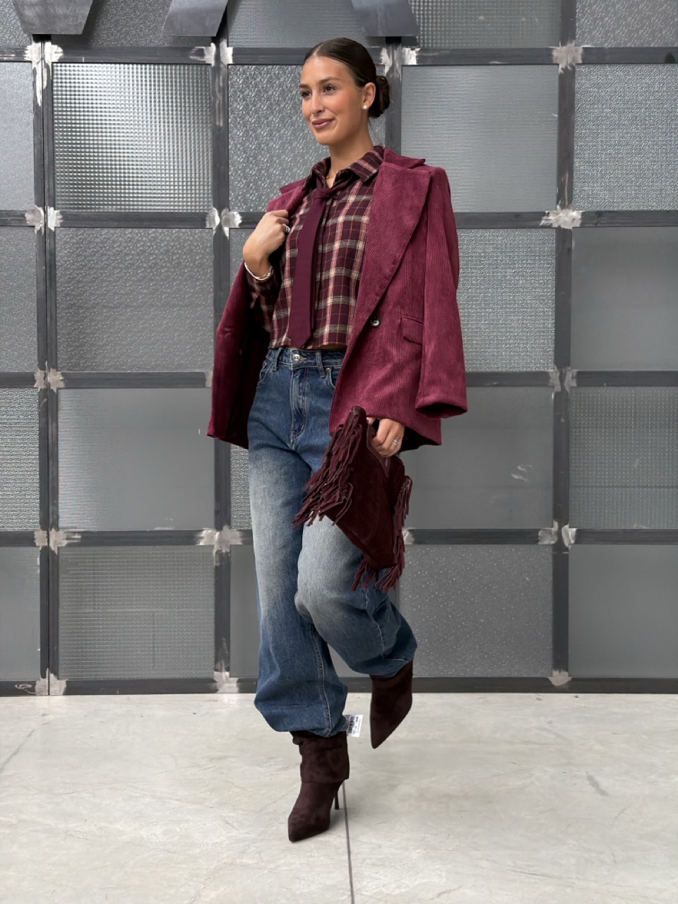 Camicia a quadri con cravatta 11785 - immagine 4